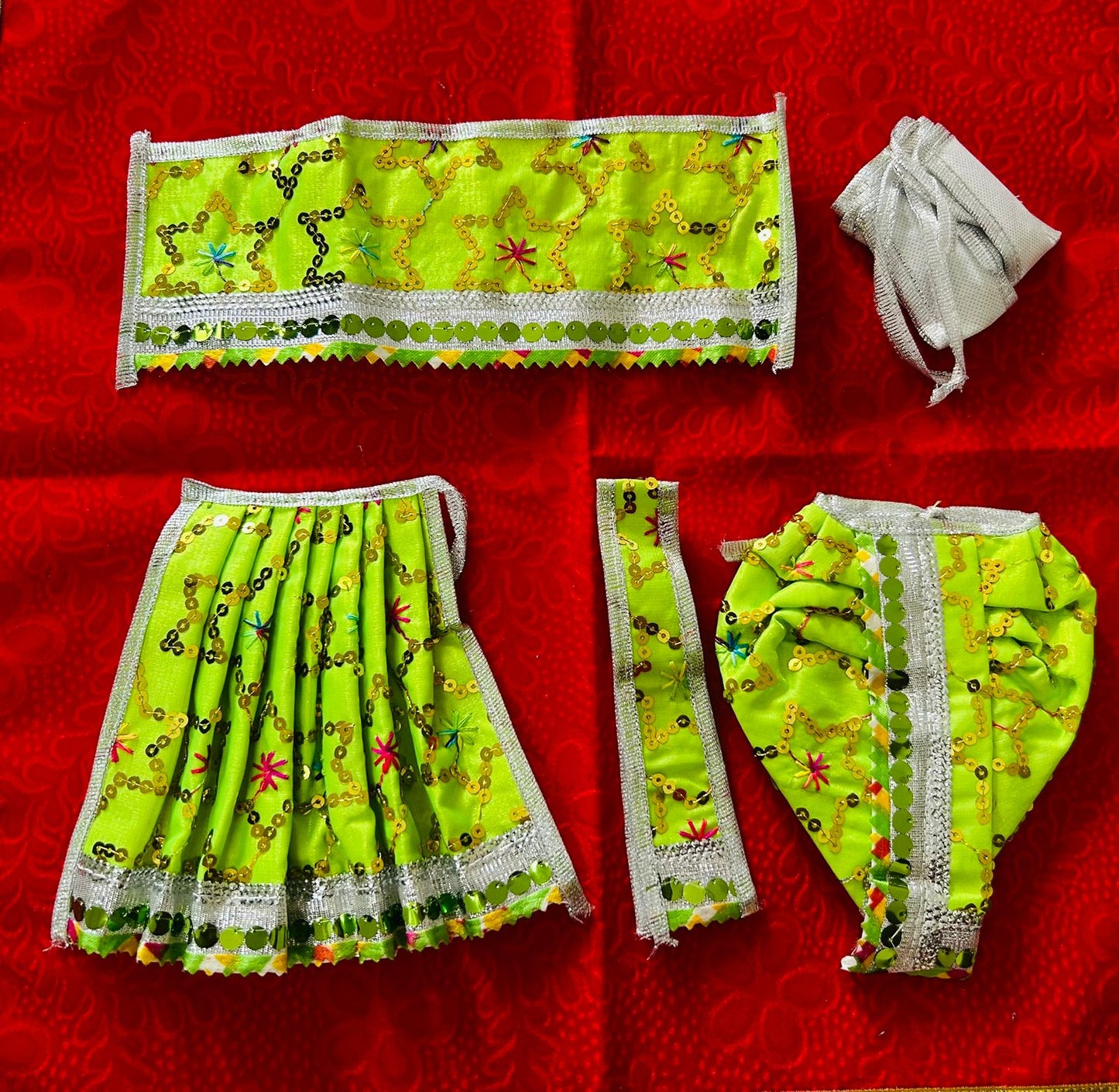 Special dress for Radha Krishna ji Jodi